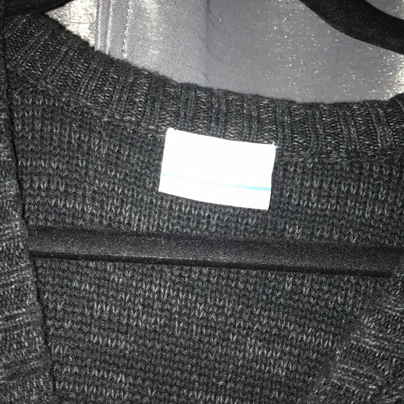 Columbia Sweater Size Large - Picture 2 of 4